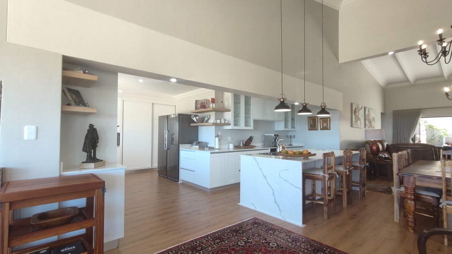3 Bedroom Property for Sale in Blue Ridge Western Cape